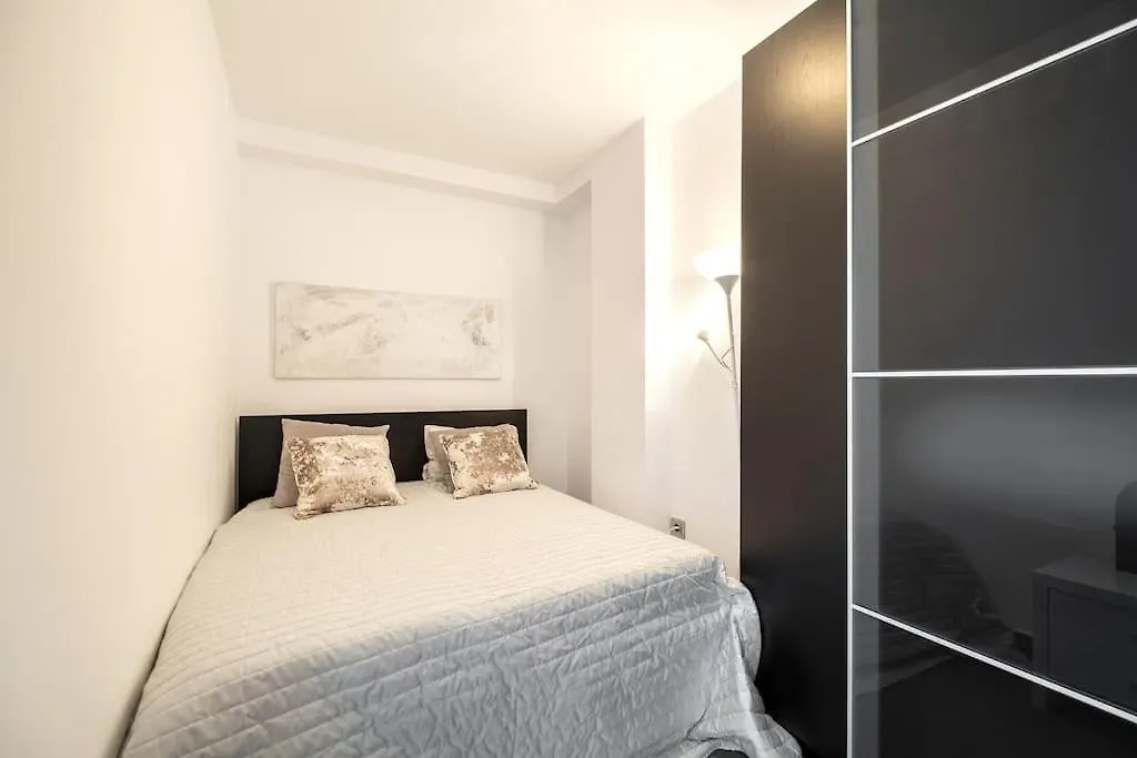 Puerto Banus Front Line 2 Bedroom Apartment Marbella